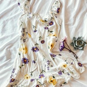 Forever 21 floral white summer dress